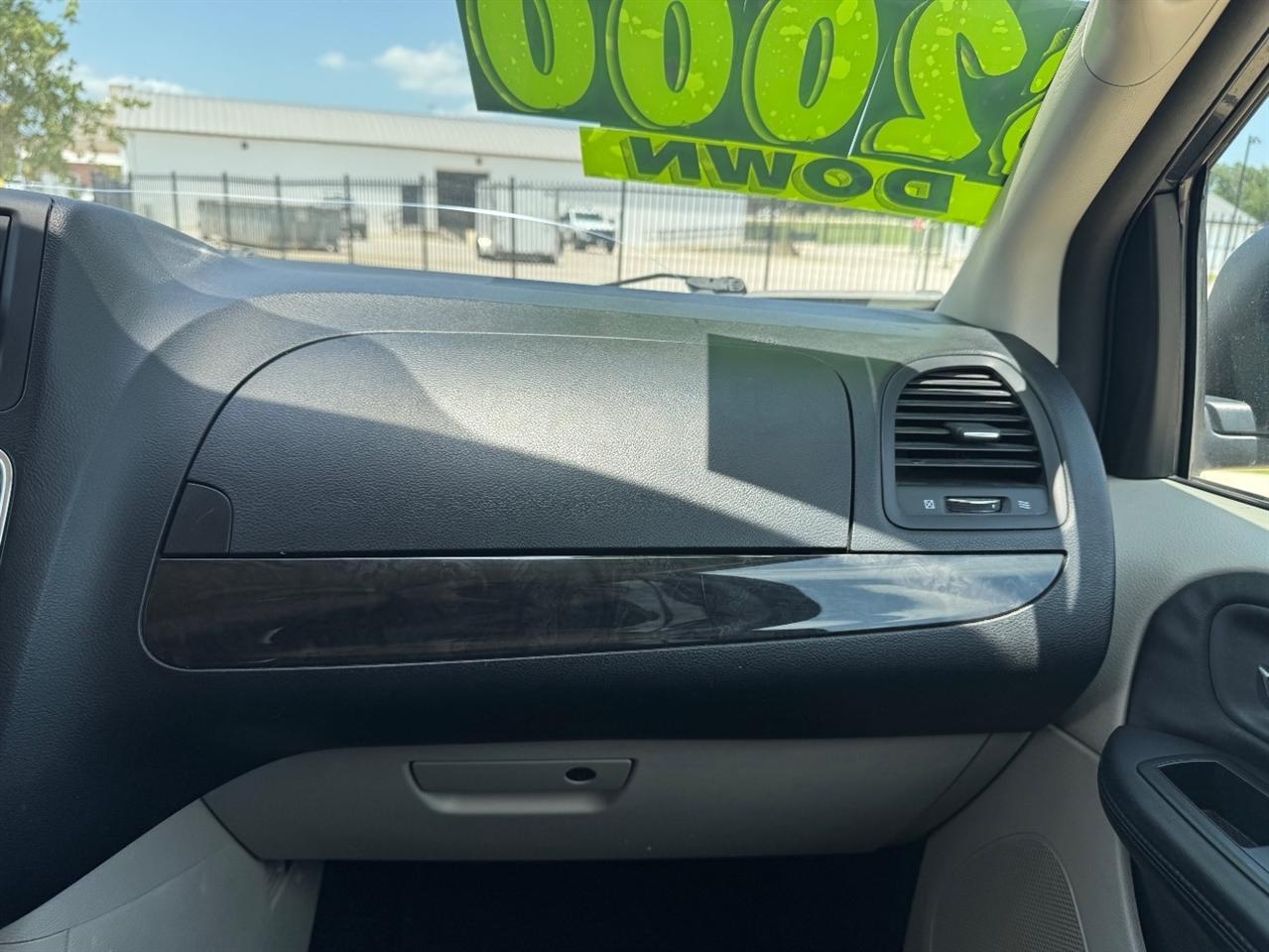 Dodge Grand Caravan SXT 2013