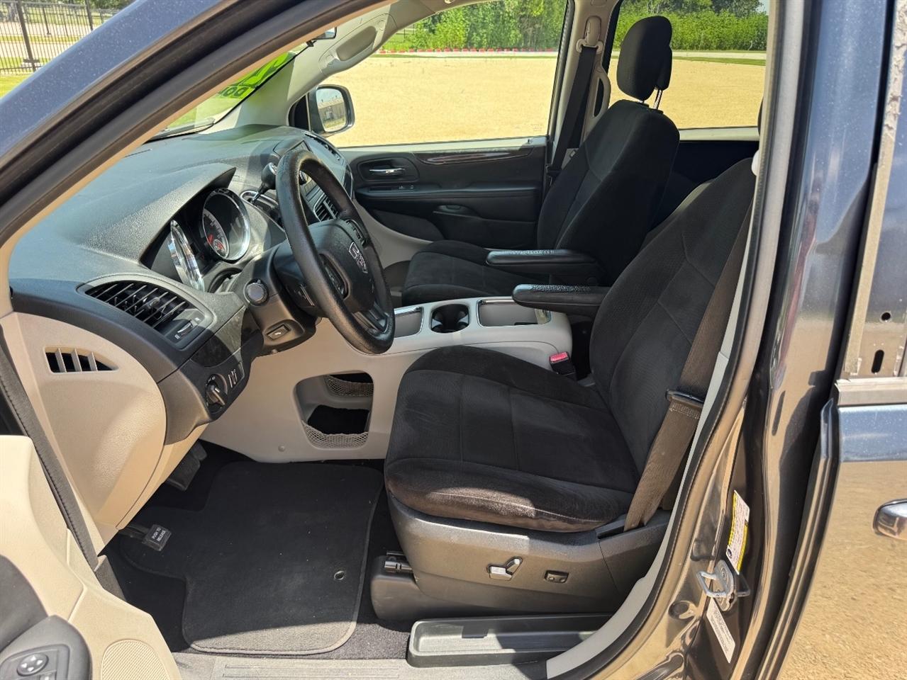 Dodge Grand Caravan SXT 2013
