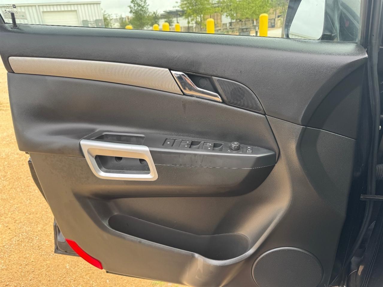 Chevrolet Captiva Sport 1LT FWD 2012