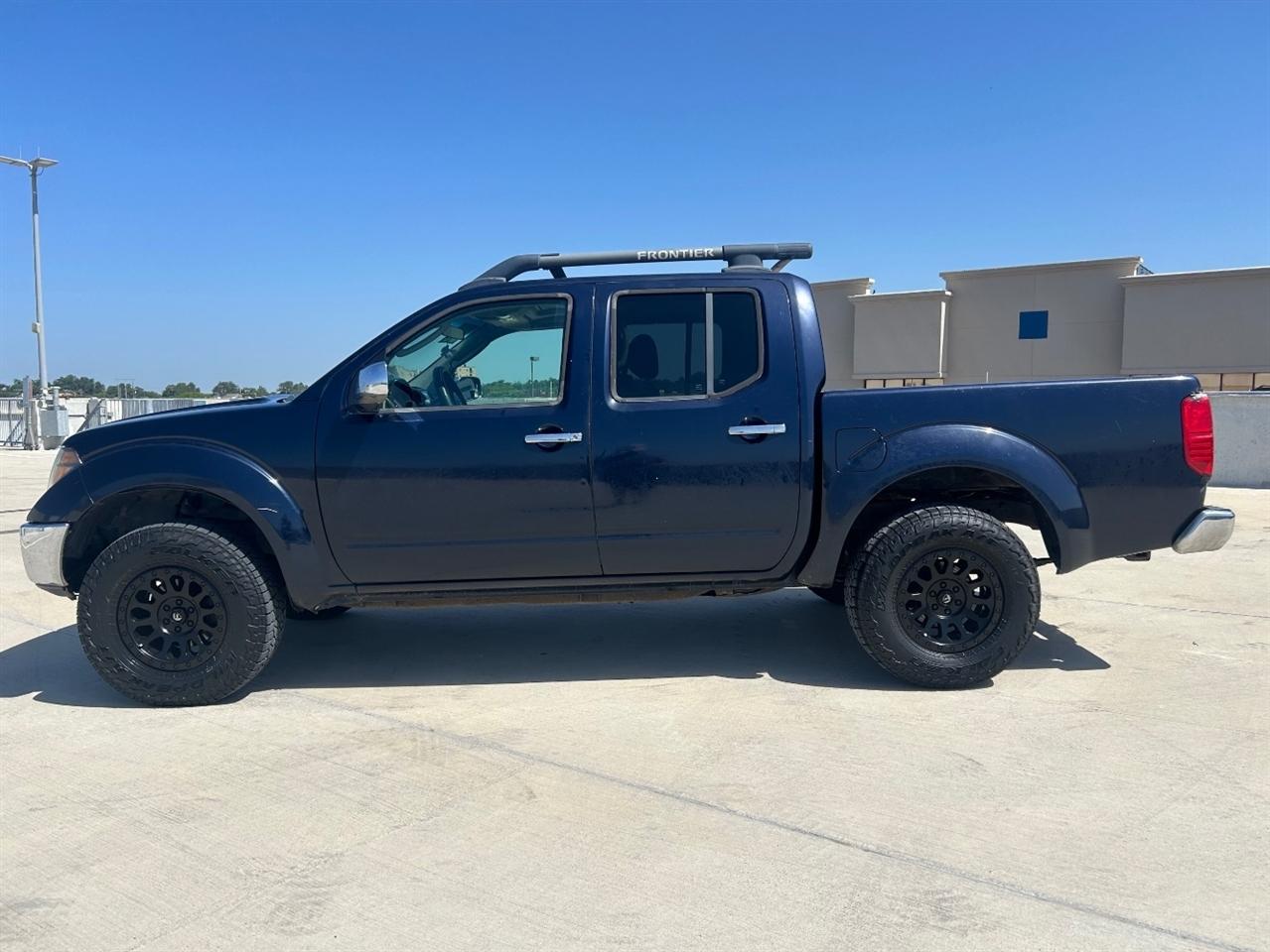 Nissan Frontier Nismo Crew Cab 4WD 2007