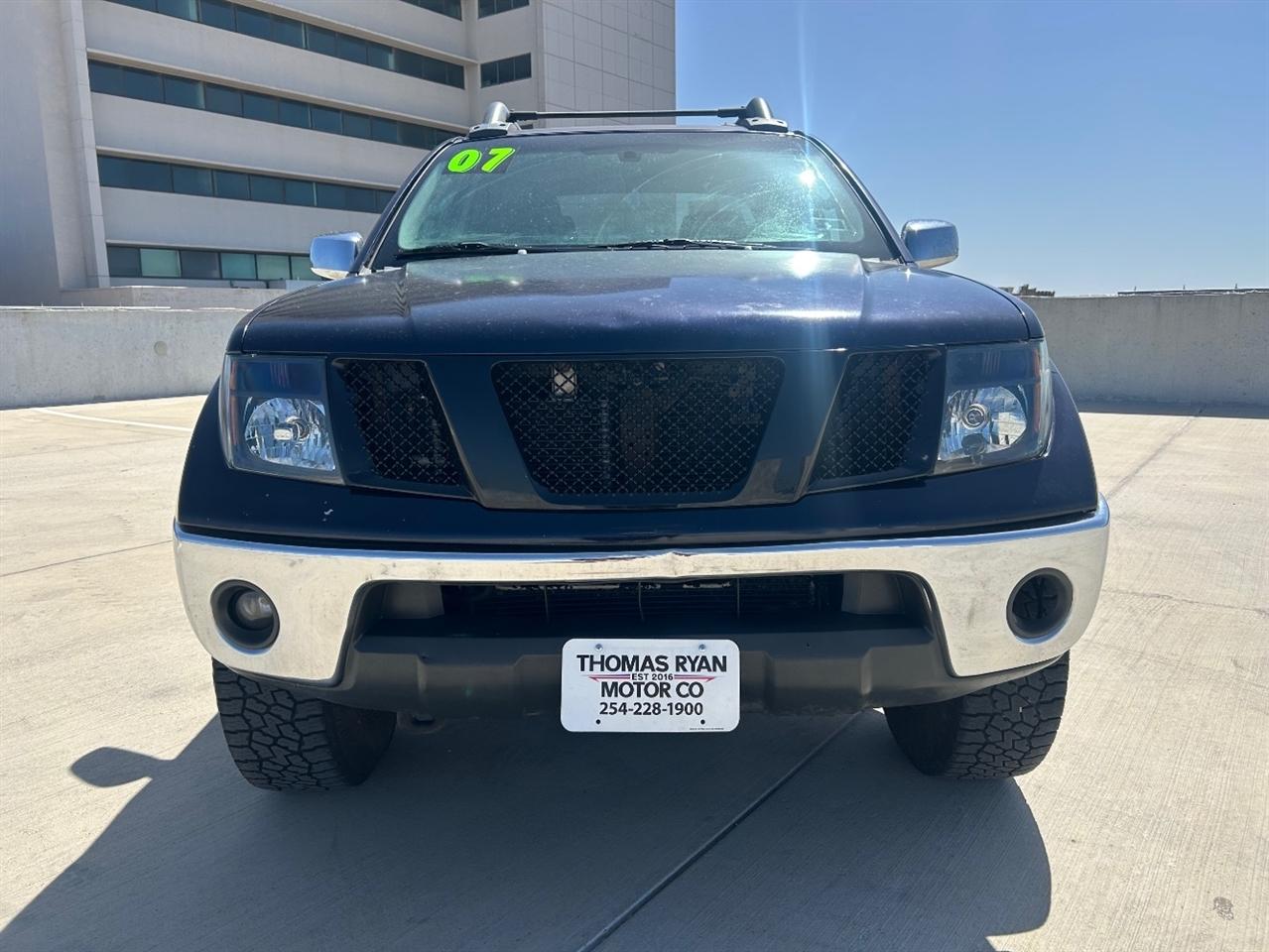 Nissan Frontier Nismo Crew Cab 4WD 2007