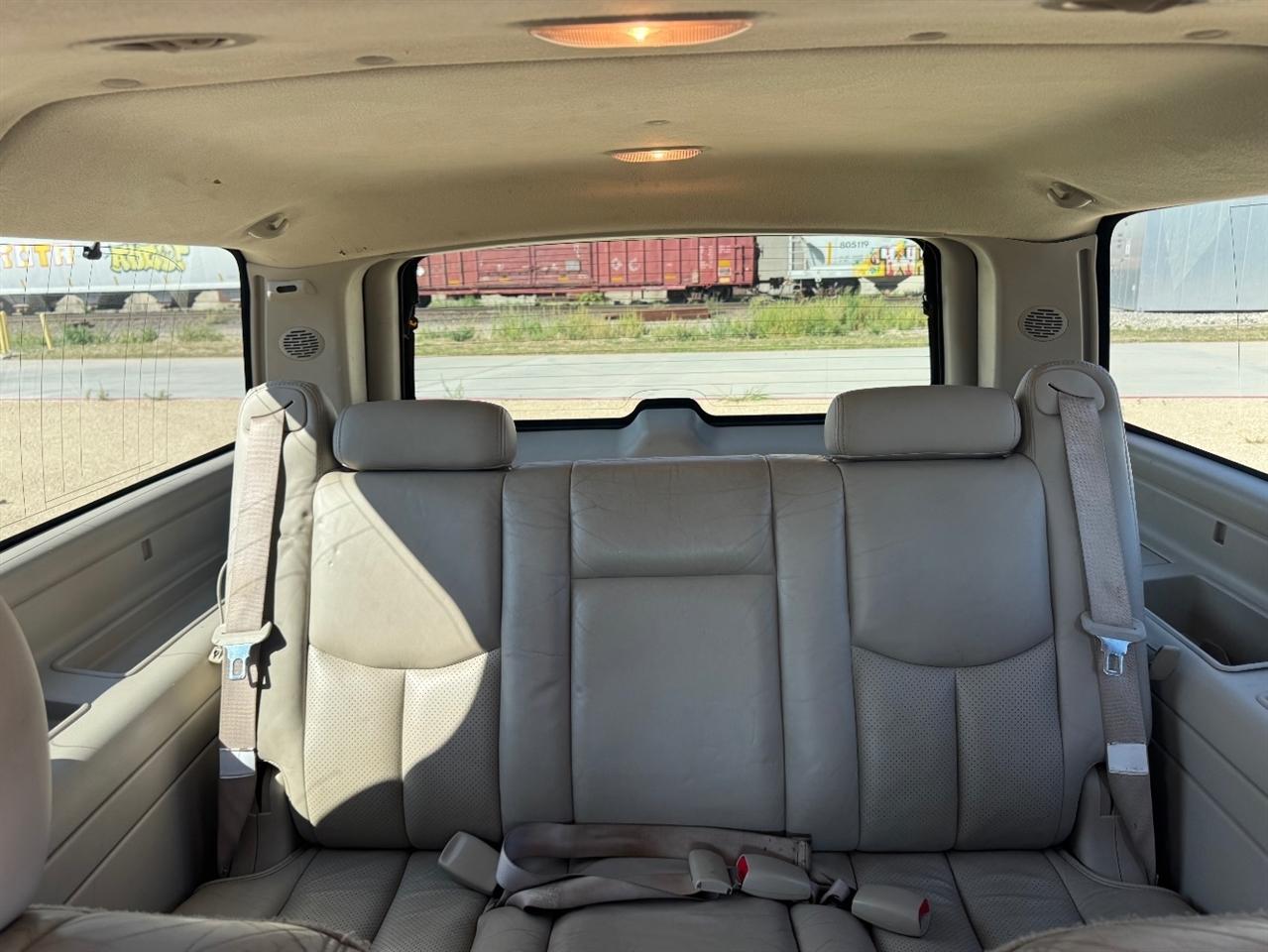 Cadillac Escalade ESV 2003