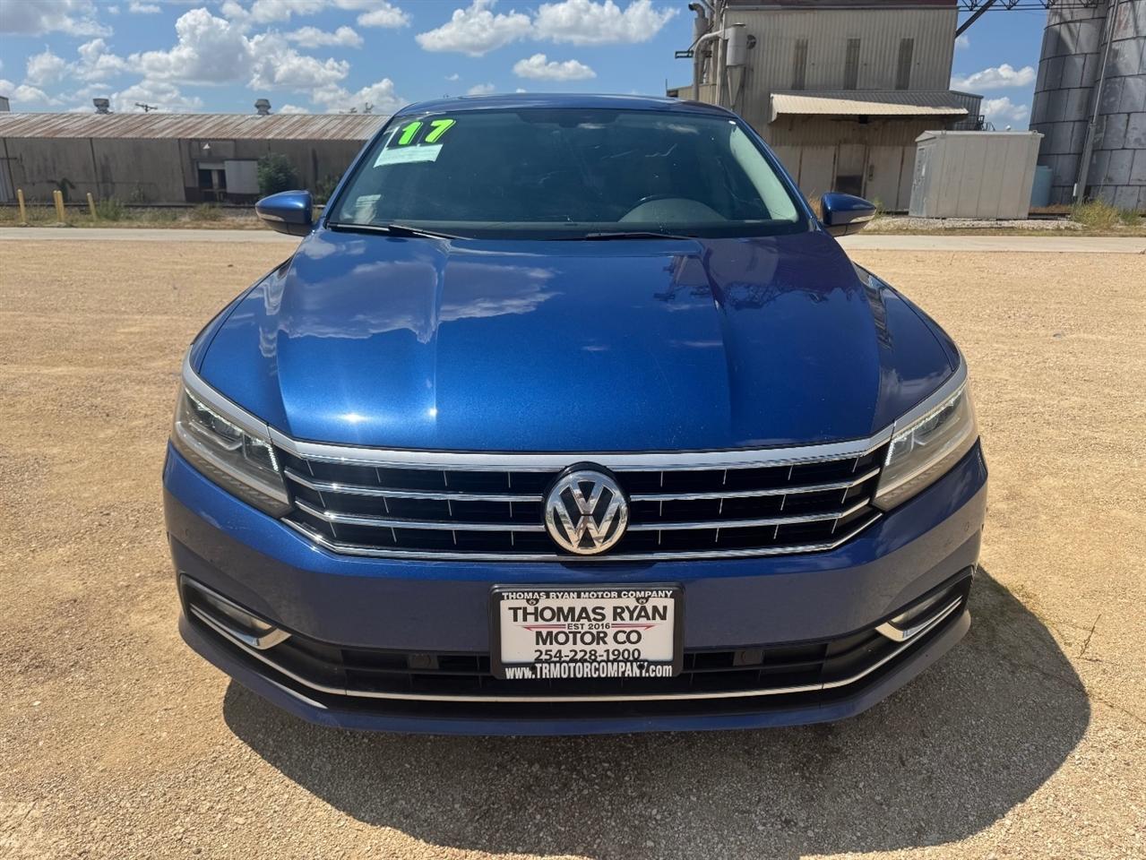 Volkswagen Passat SE w/Technology 2017