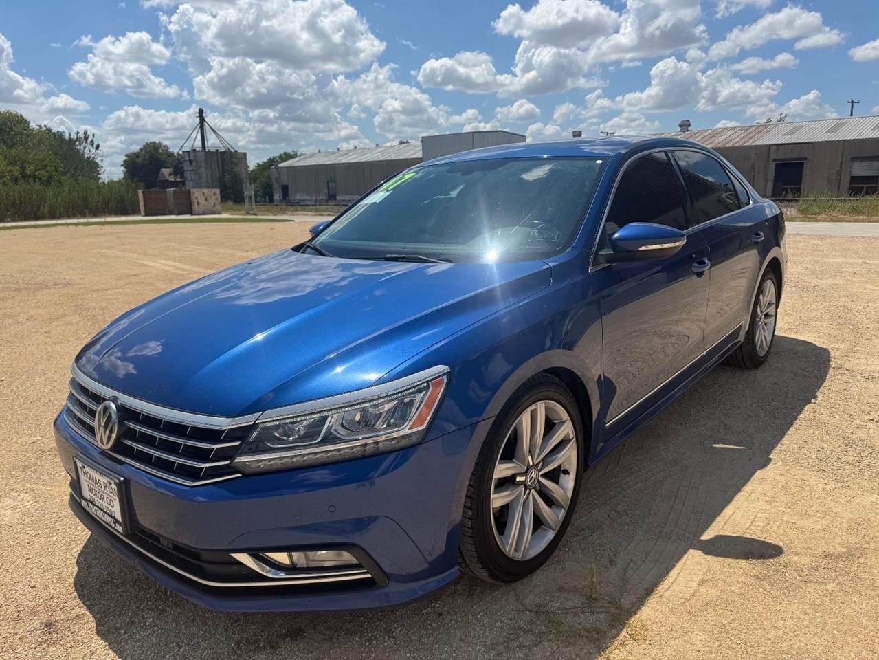 Volkswagen Passat SE w/Technology 2017