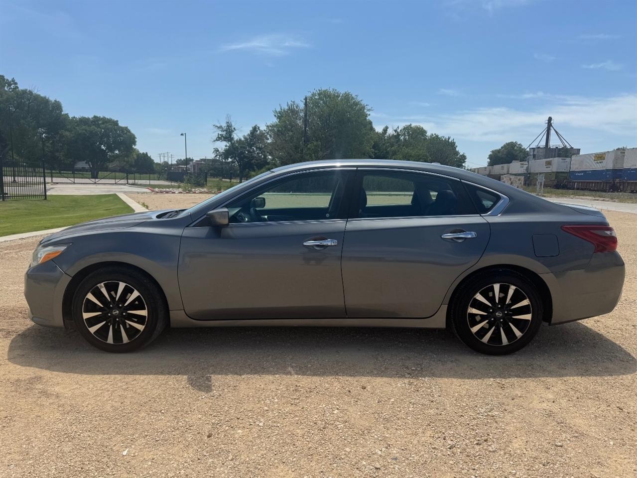 Nissan Altima 2.5 SV 2018