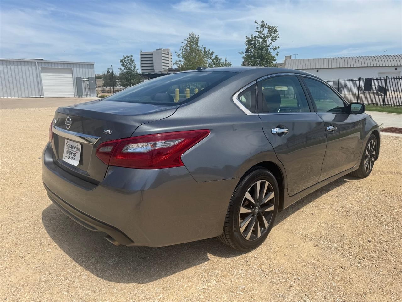 Nissan Altima 2.5 SV 2018