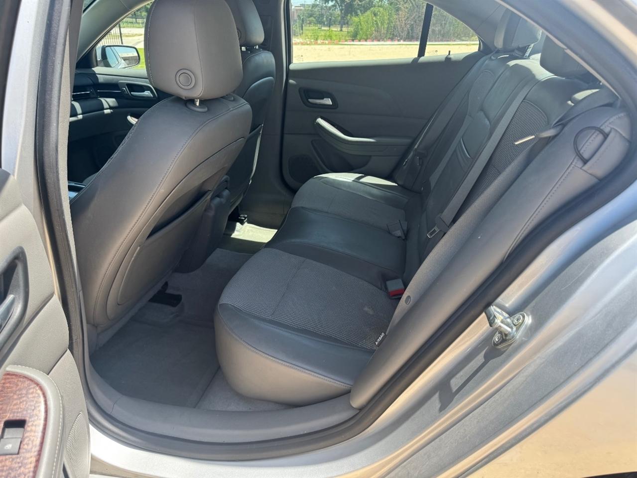 Chevrolet Malibu  2013
