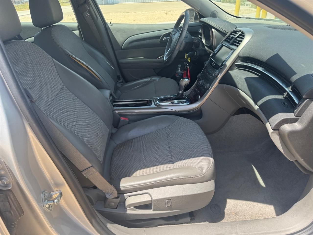 Chevrolet Malibu  2013
