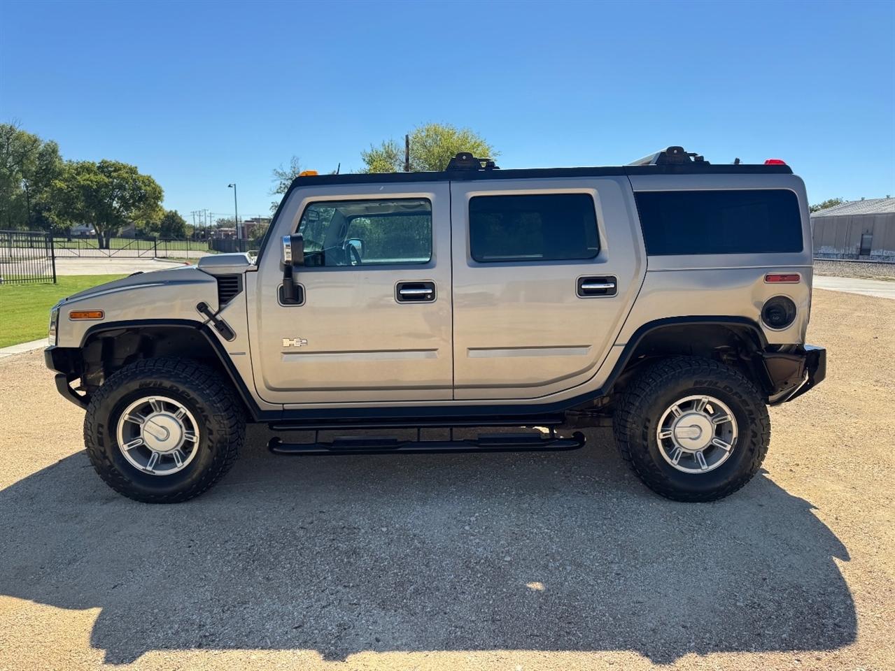 HUMMER H2 Sport Utility 2003