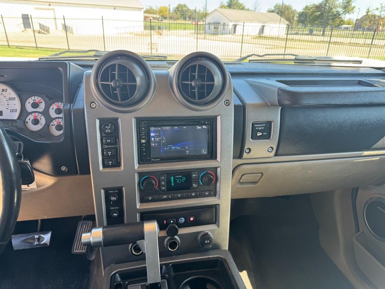 HUMMER H2 Sport Utility 2003