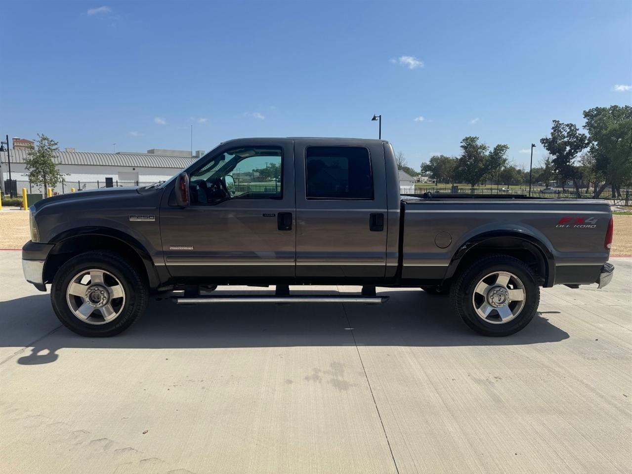 Ford F-250 SD XLT Crew Cab 4WD 2007