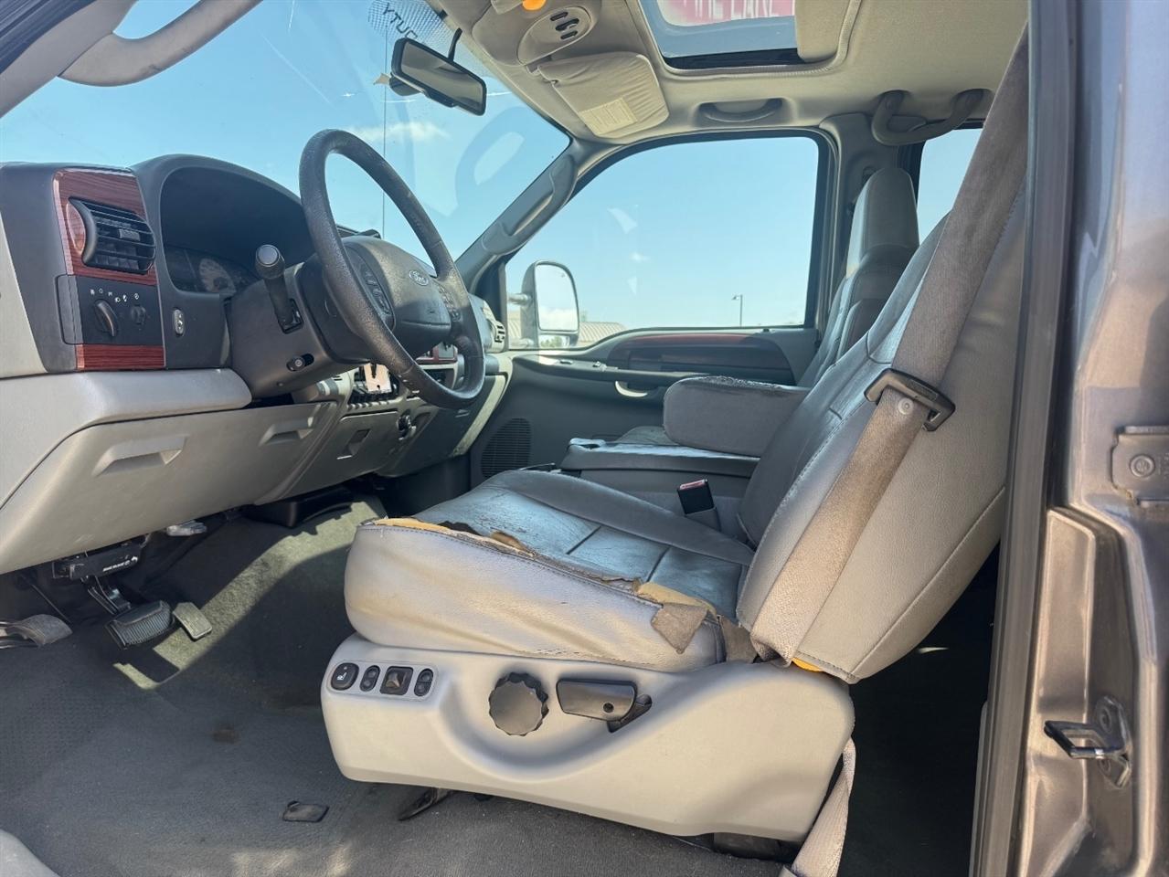 Ford F-250 SD XLT Crew Cab 4WD 2007