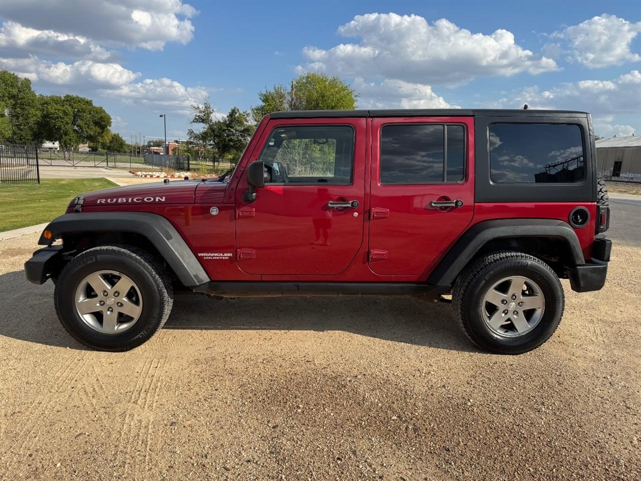 Jeep Wrangler Unlimited Rubicon 4WD 2011