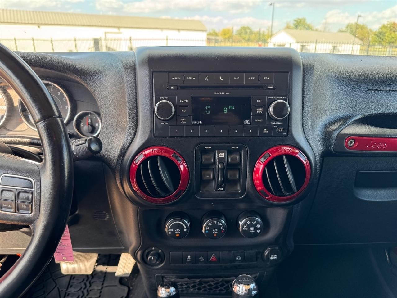 Jeep Wrangler Unlimited Rubicon 4WD 2011