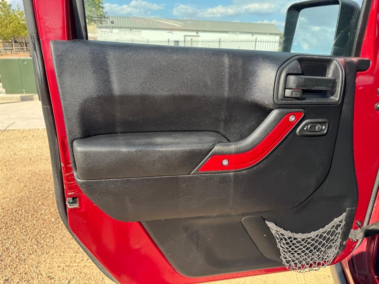 Jeep Wrangler Unlimited Rubicon 4WD 2011