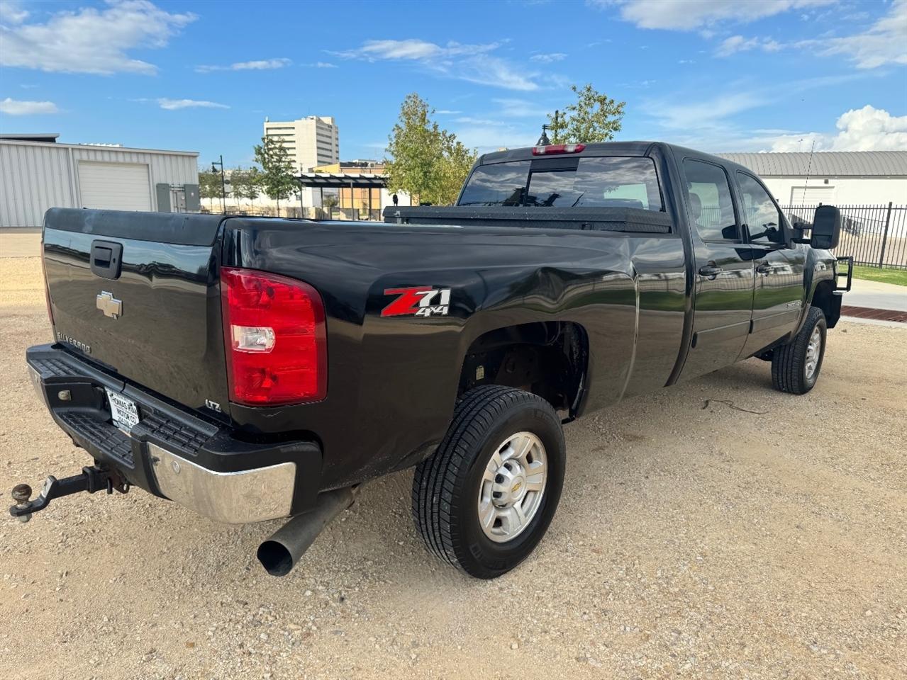 Chevrolet Silverado 3500HD LTZ Crew Cab 4WD 2008