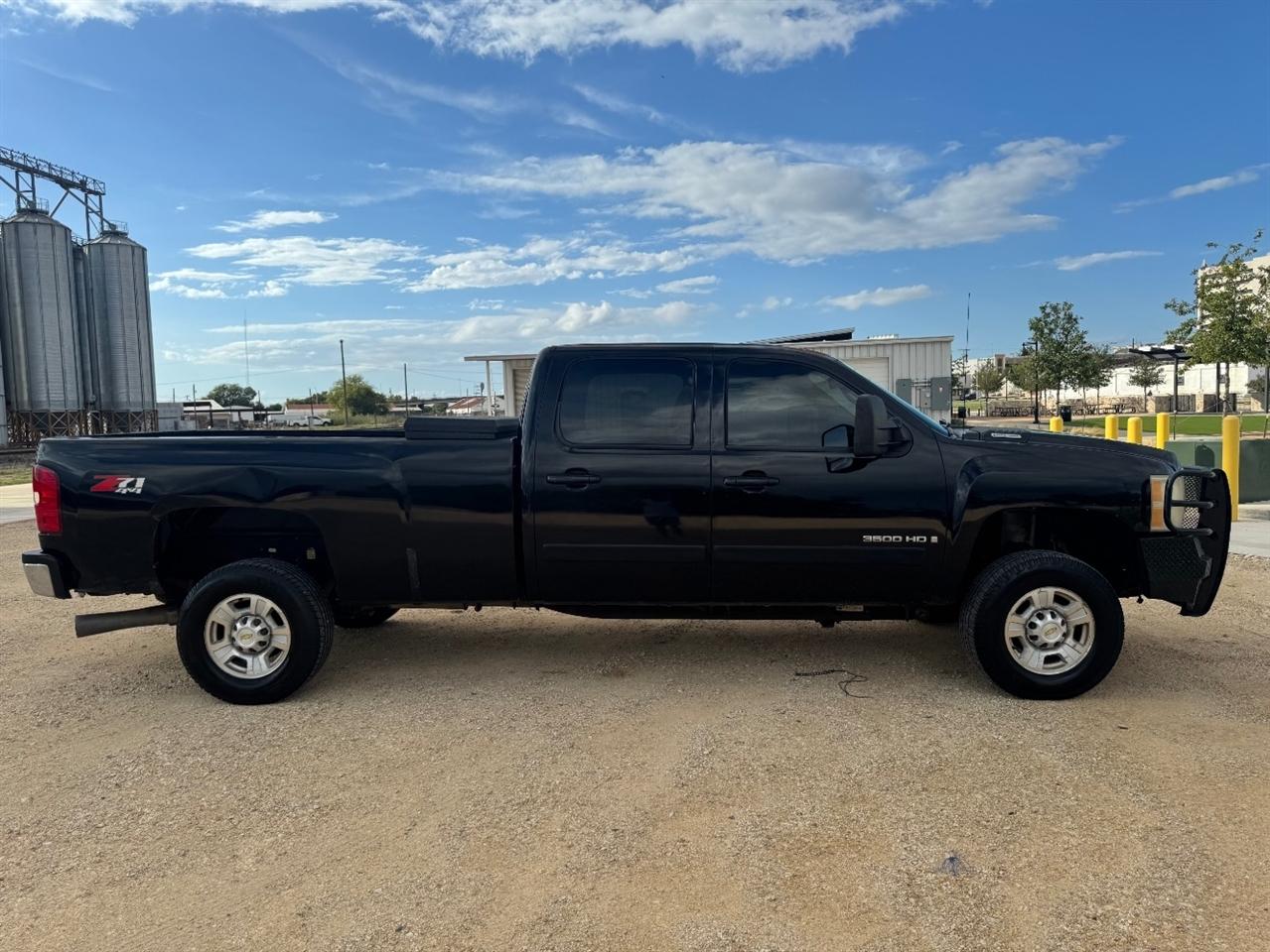 Chevrolet Silverado 3500HD LTZ Crew Cab 4WD 2008