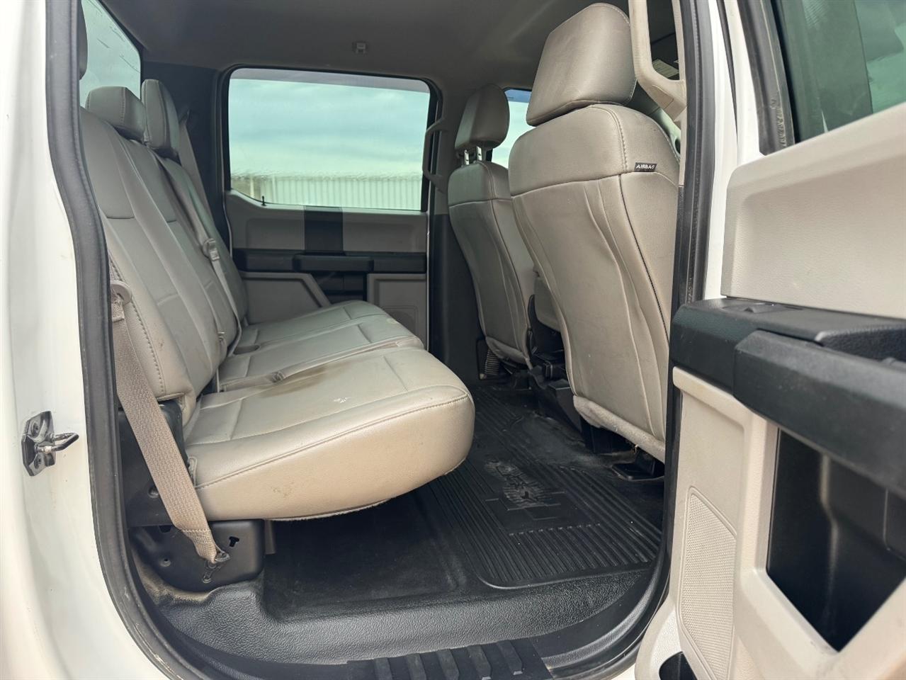 Ford F-250 SD XL Crew Cab 4WD 2017