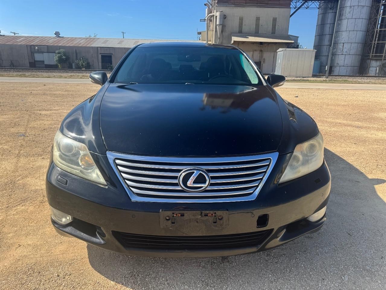 Lexus LS 460 L Luxury Sedan 2011
