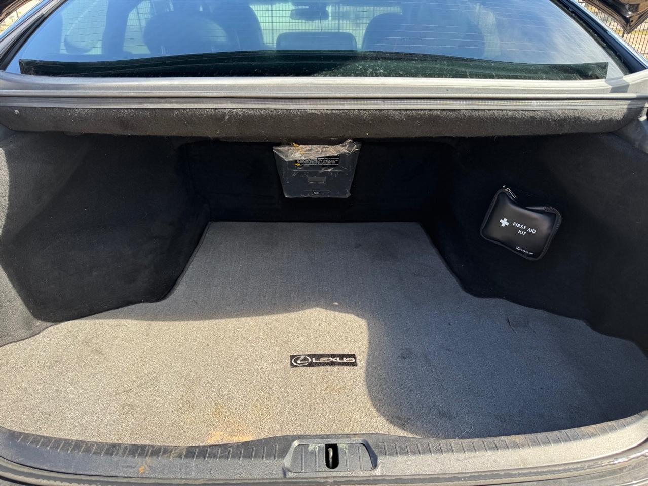 Lexus LS 460 L Luxury Sedan 2011