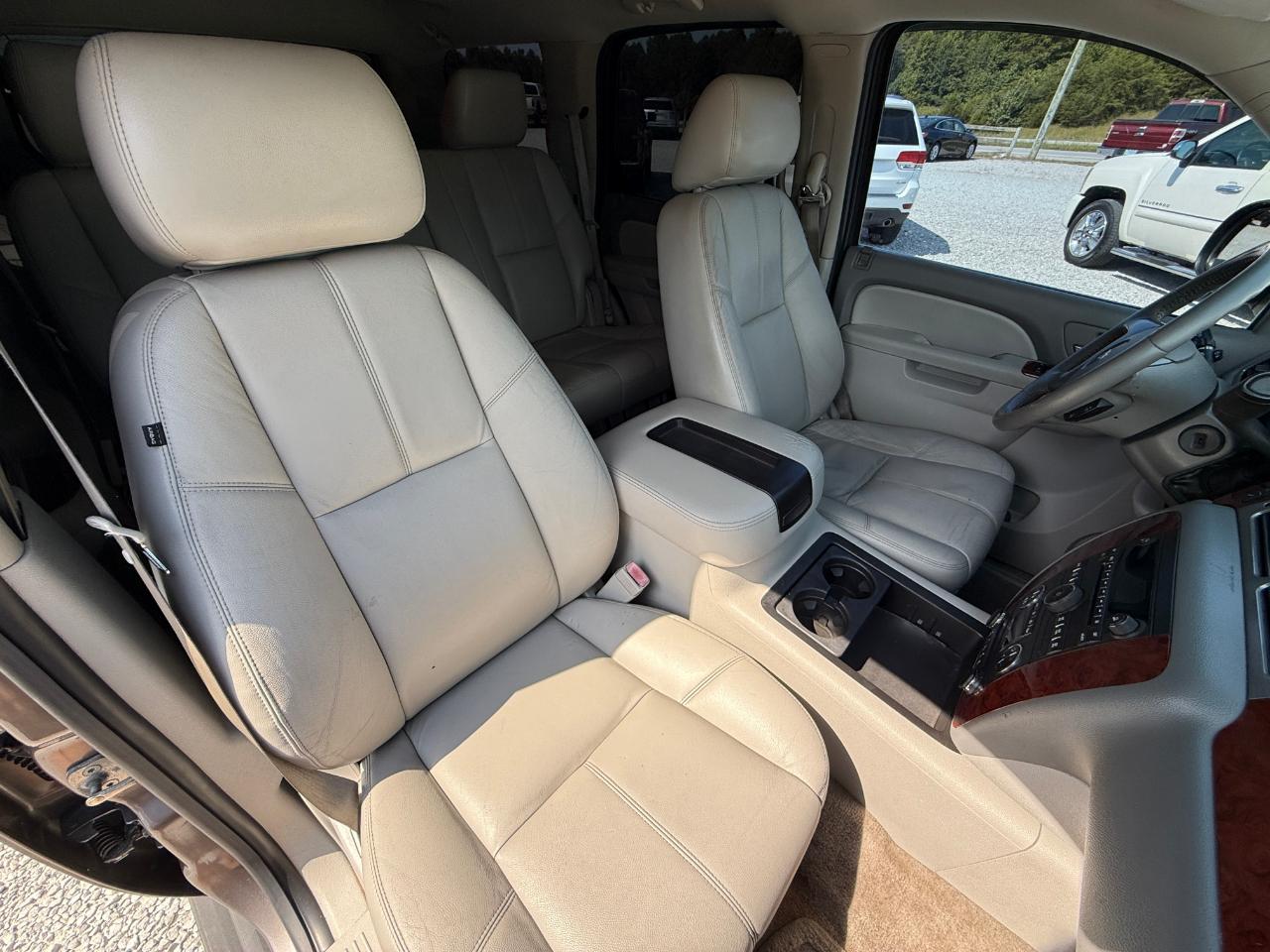 Chevrolet Tahoe LT 4WD 2012