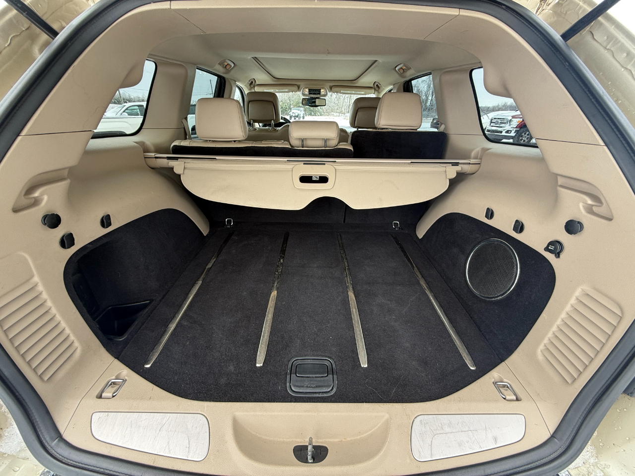 Jeep Grand Cherokee Limited 4WD 2011