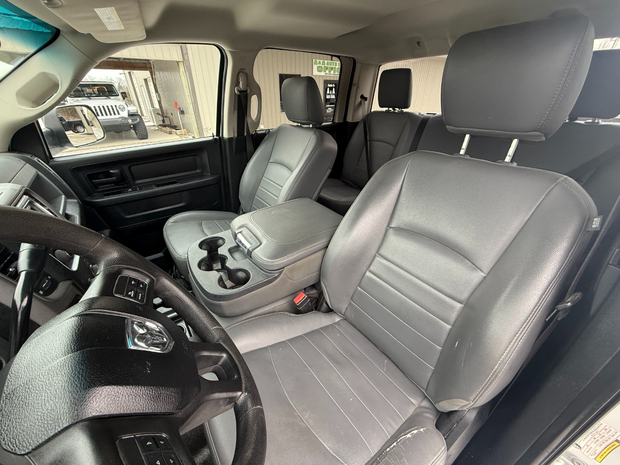 RAM 2500 ST Crew Cab SWB 4WD 2014