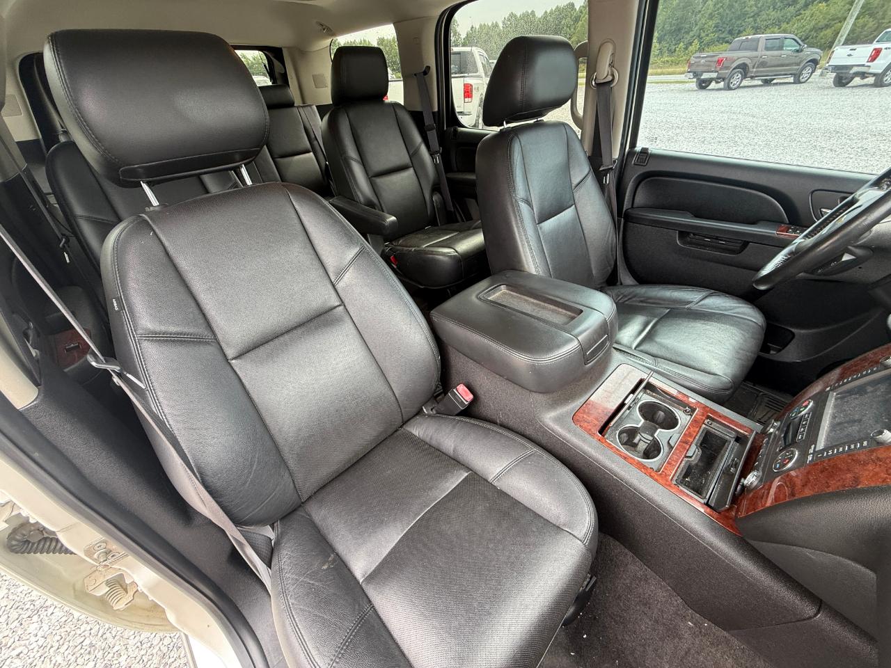 Chevrolet Tahoe LTZ 4WD 2012