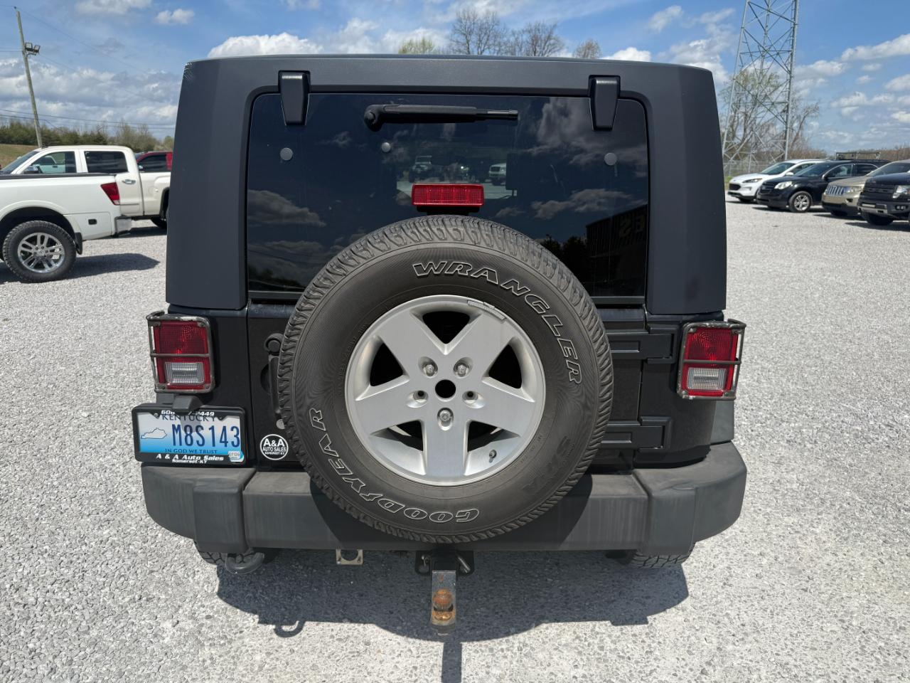 Jeep Wrangler Unlimited Sport 4WD 2010