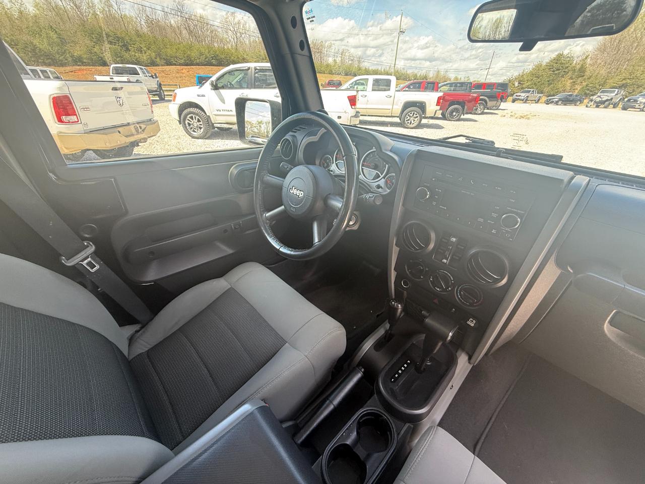 Jeep Wrangler Unlimited Sport 4WD 2010