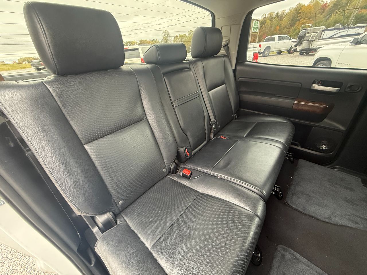 Toyota Tundra Platinum Crew Max 4WD 2012