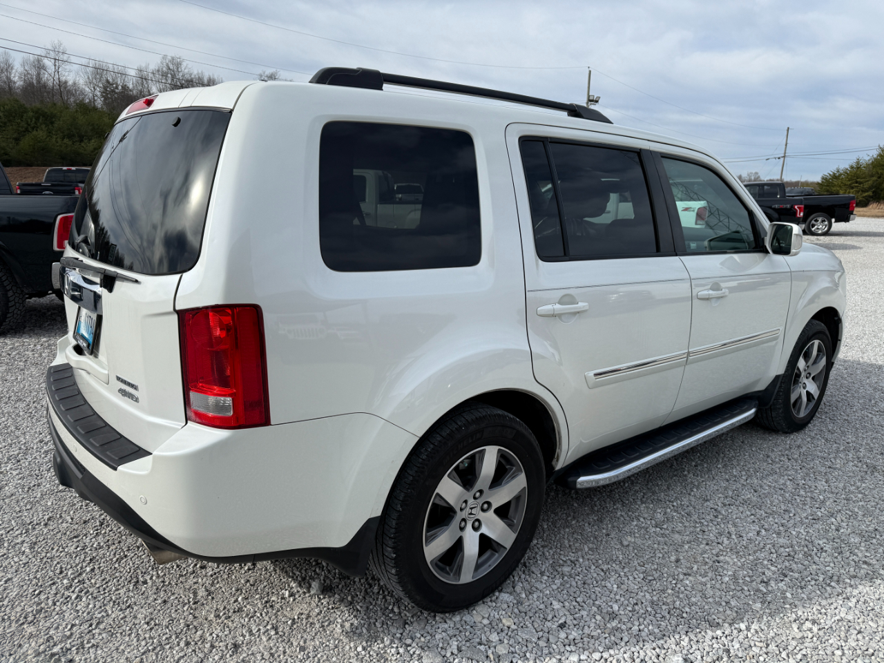 Honda Pilot Touring 4WD with DVD 2014