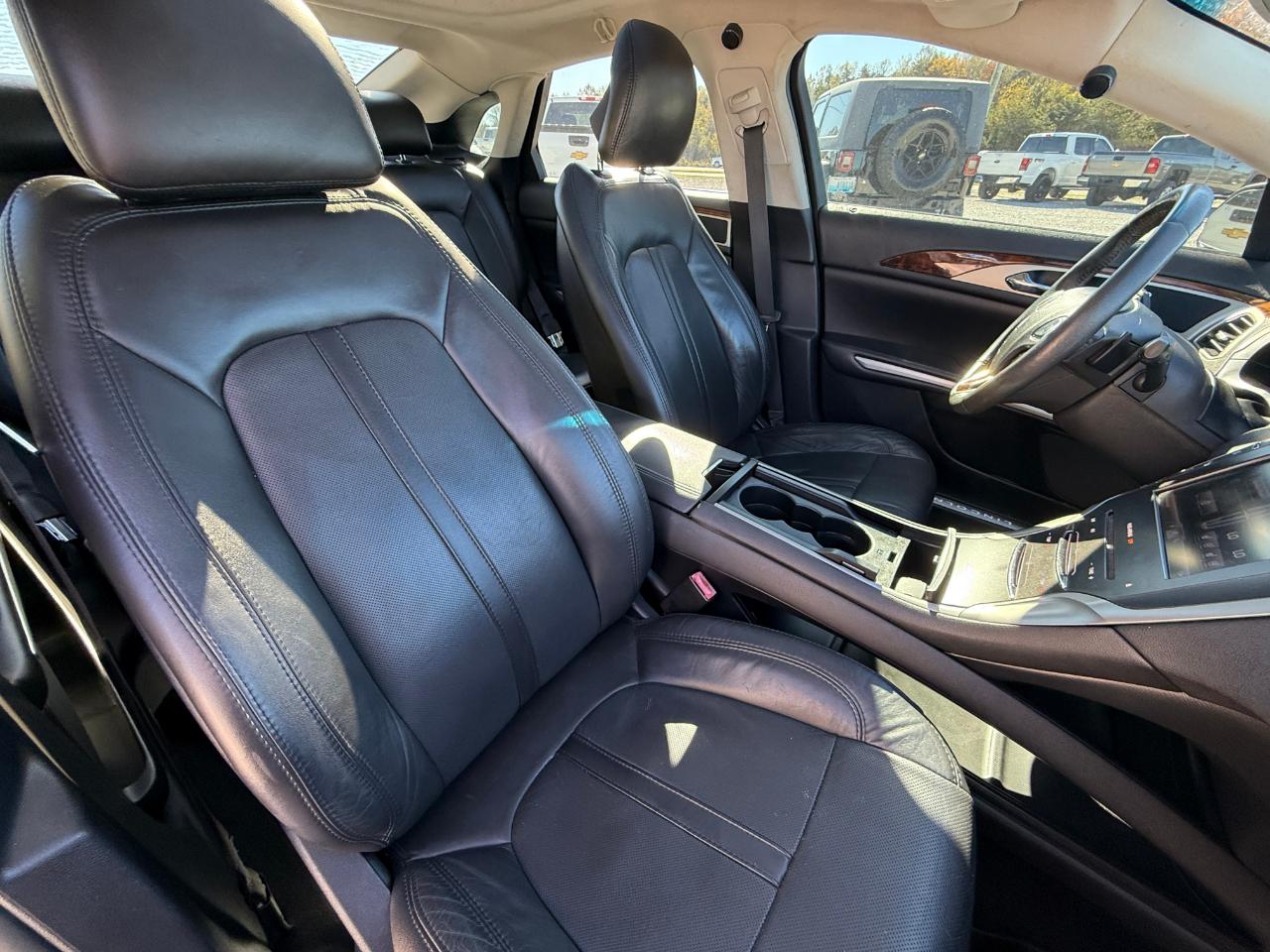 Lincoln MKZ FWD 2014