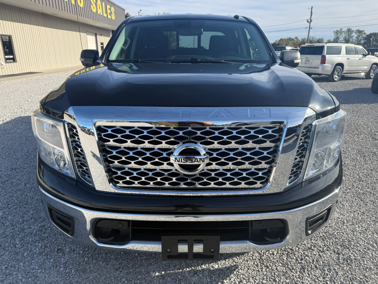 Nissan Titan SV Crew Cab 4WD 2019