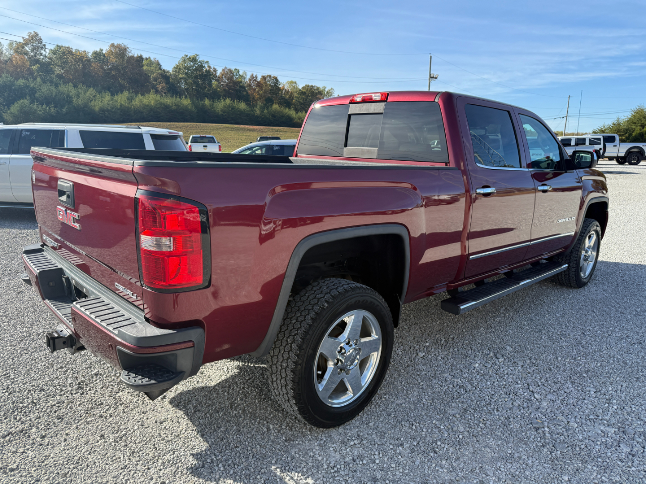GMC Sierra 2500HD Denali Crew Cab 4WD 2015