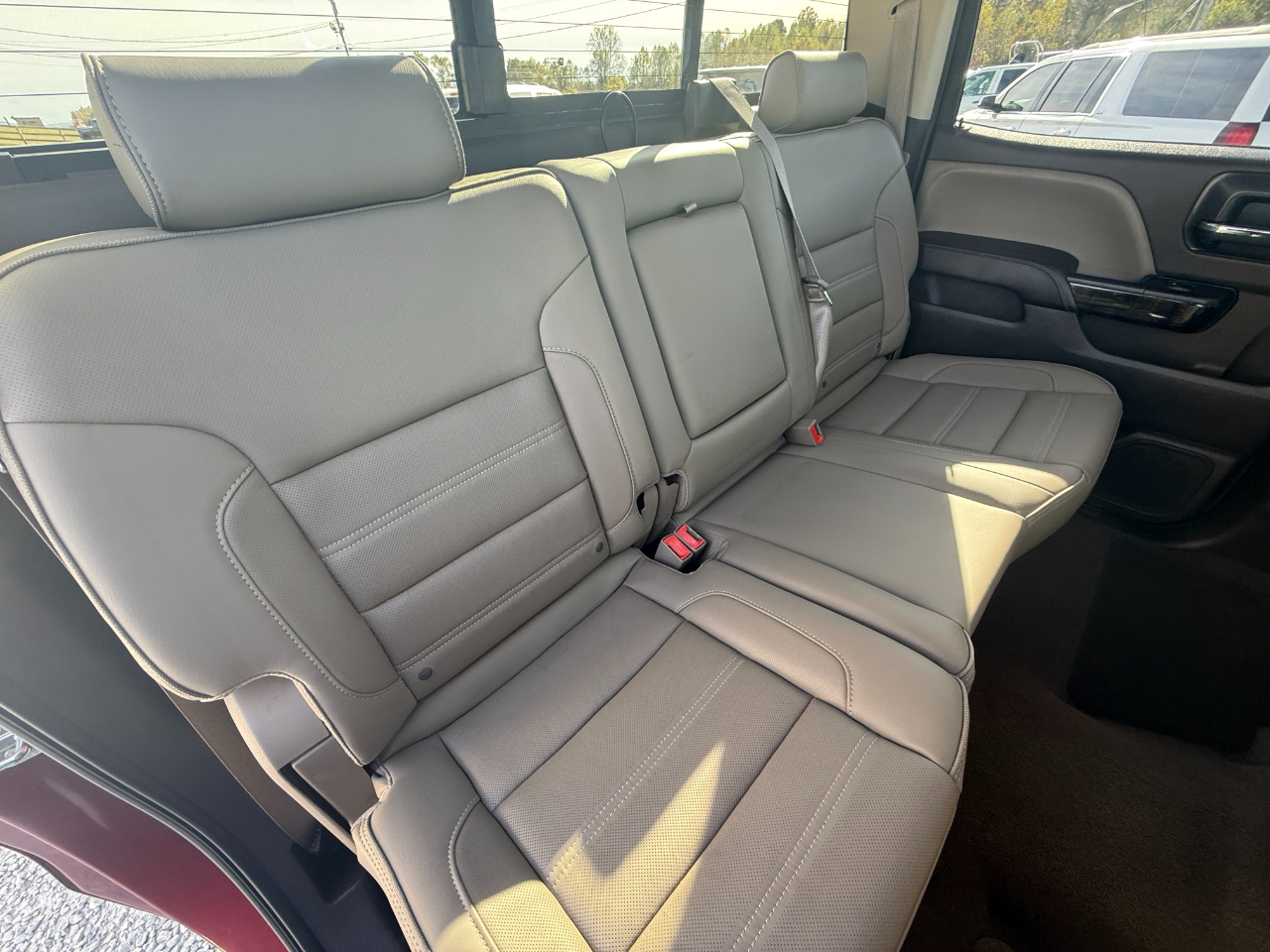 GMC Sierra 2500HD Denali Crew Cab 4WD 2015