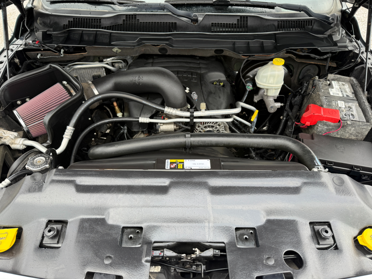 RAM 1500 Laramie Crew Cab SWB 4WD 2015