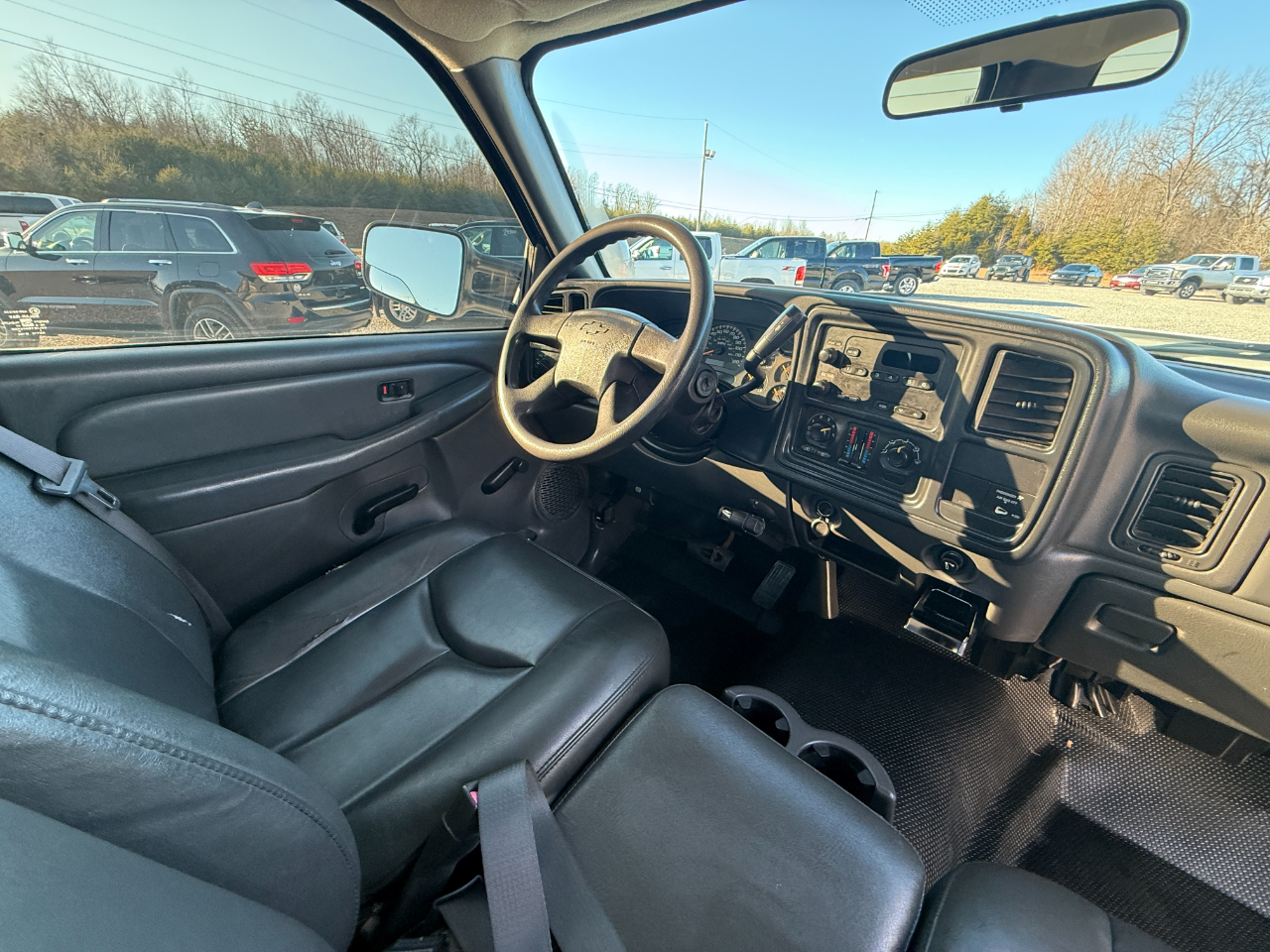 Chevrolet Silverado 2500HD Work Truck Long Bed 2WD 2005