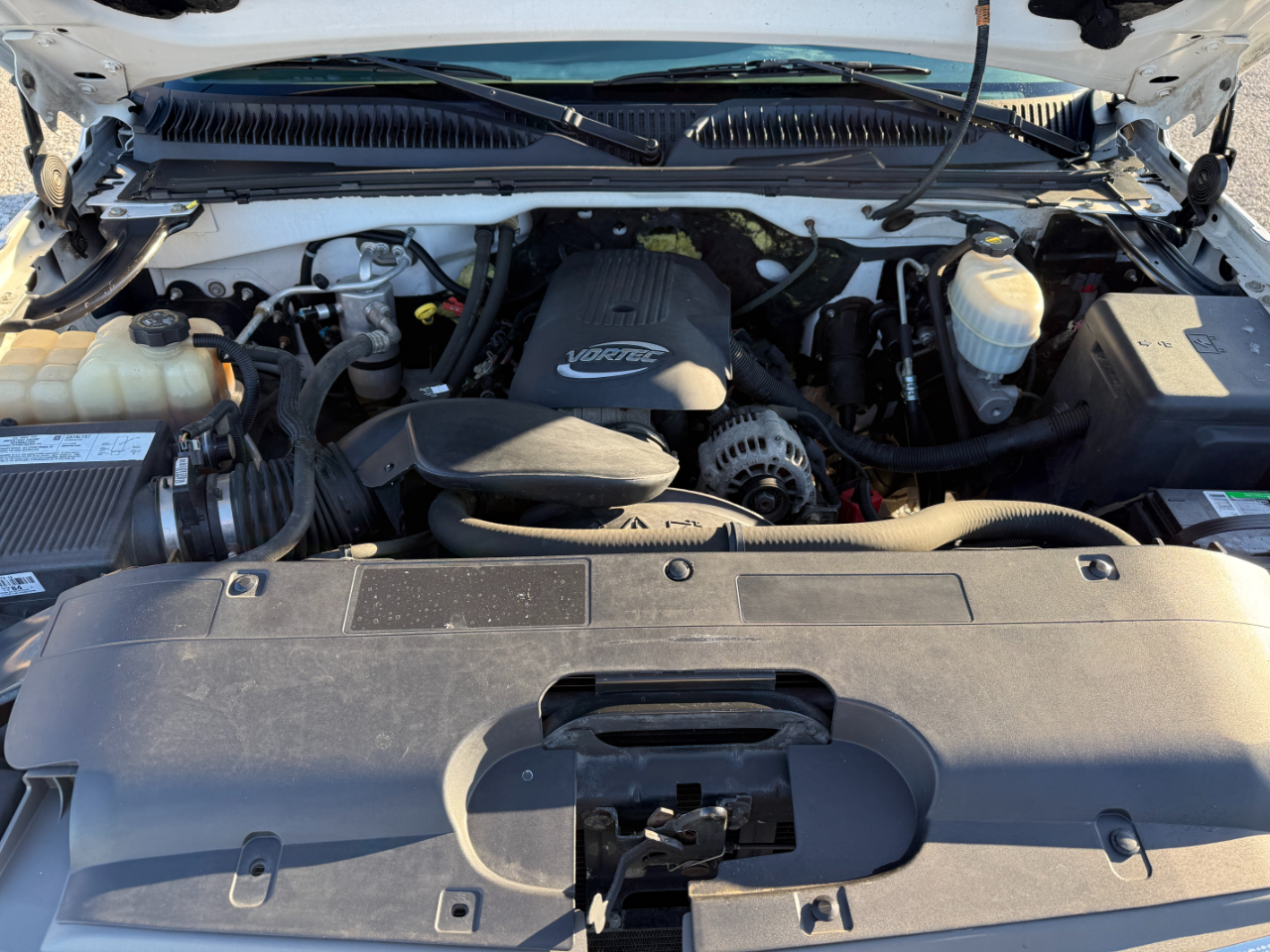 Chevrolet Silverado 2500HD Work Truck Long Bed 2WD 2005