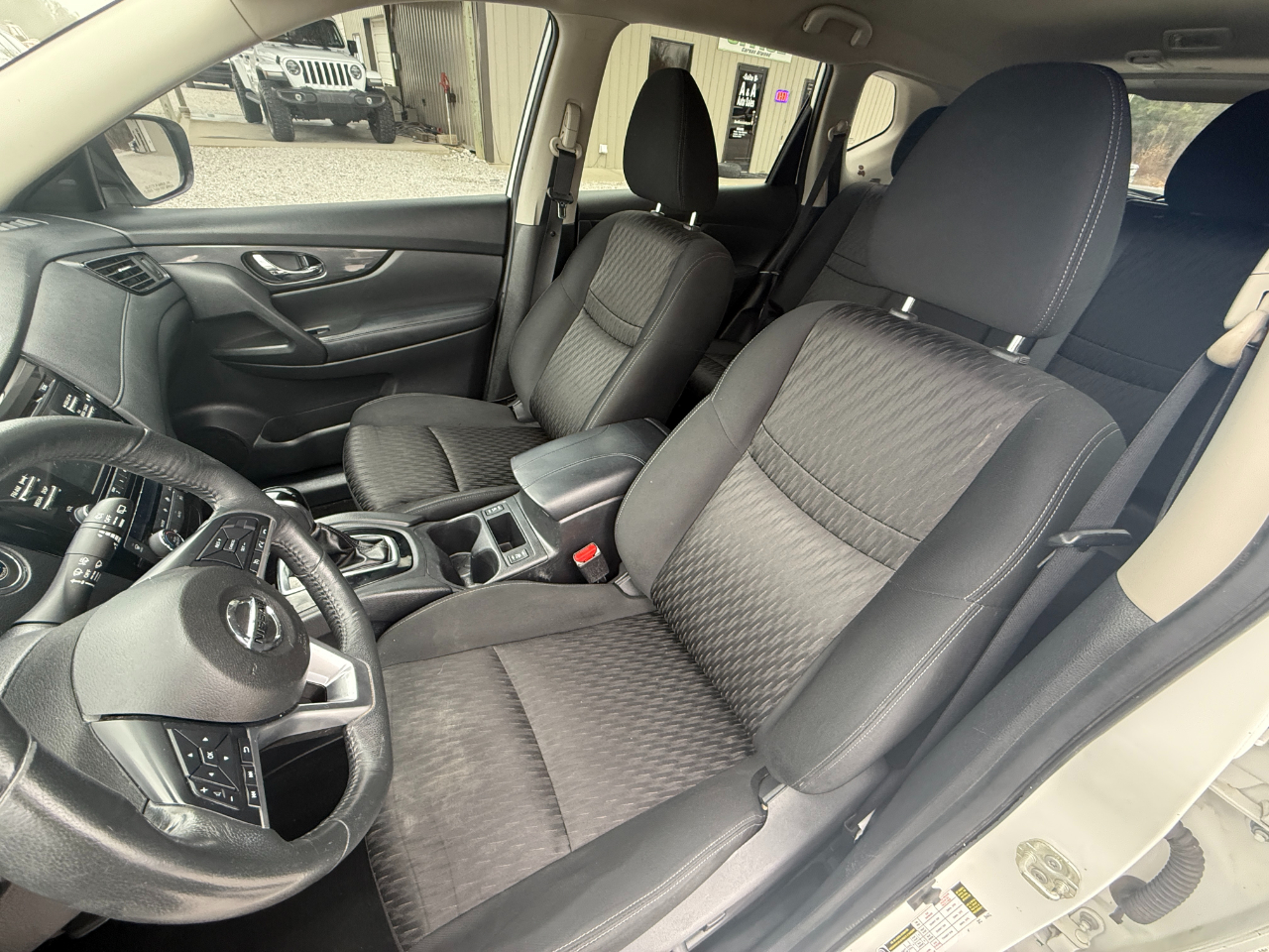 Nissan Rogue SV AWD 2017