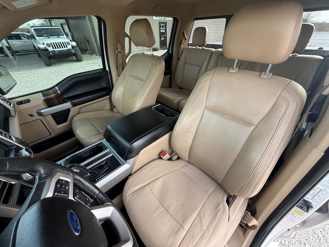 Ford F-150 Lariat SuperCrew 5.5-ft. Bed 4WD 2015