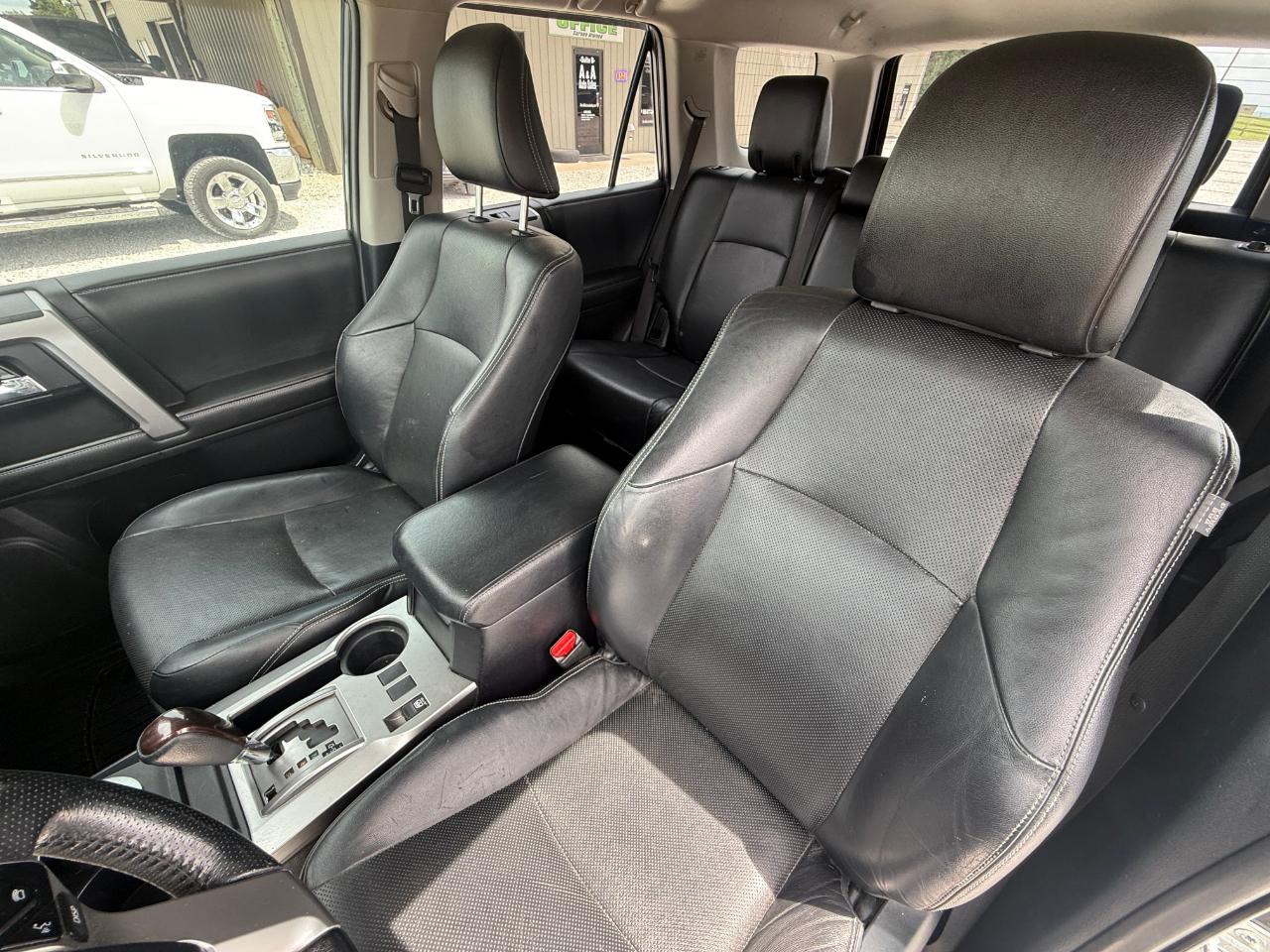 Toyota 4Runner Limited 4WD 2014