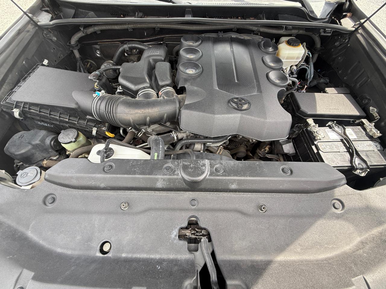 Toyota 4Runner Limited 4WD 2014