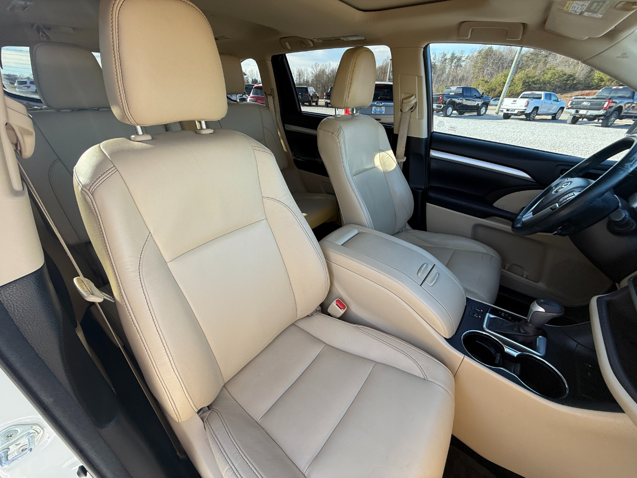 Toyota Highlander SE FWD V6 2018