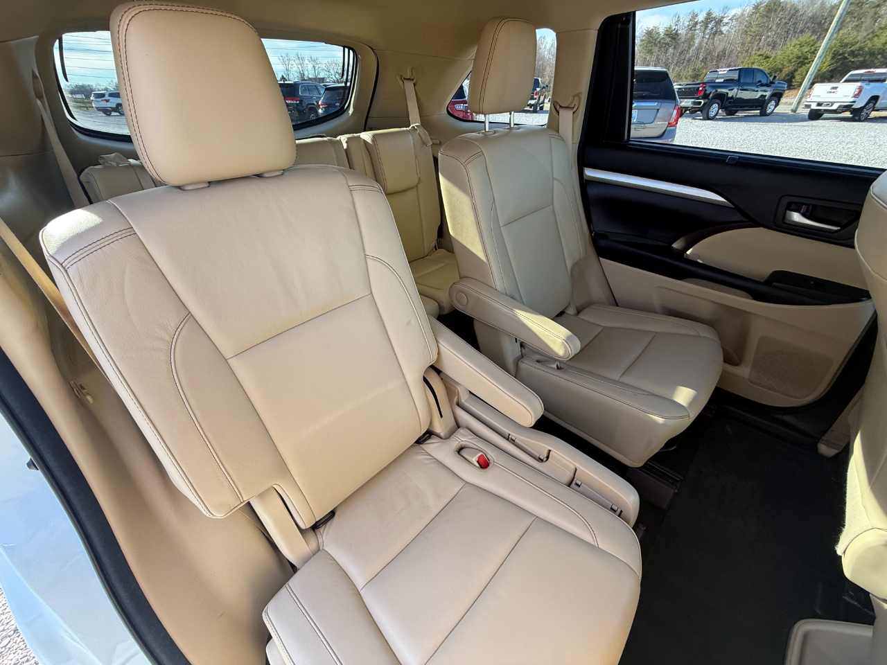 Toyota Highlander SE FWD V6 2018