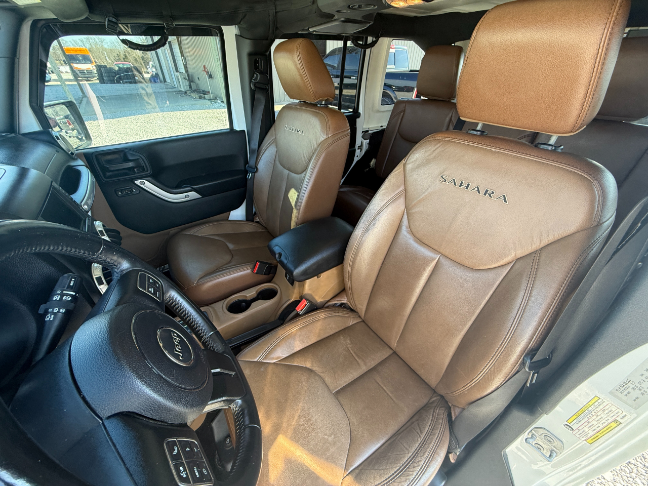 Jeep Wrangler Unlimited Sahara 4WD 2017