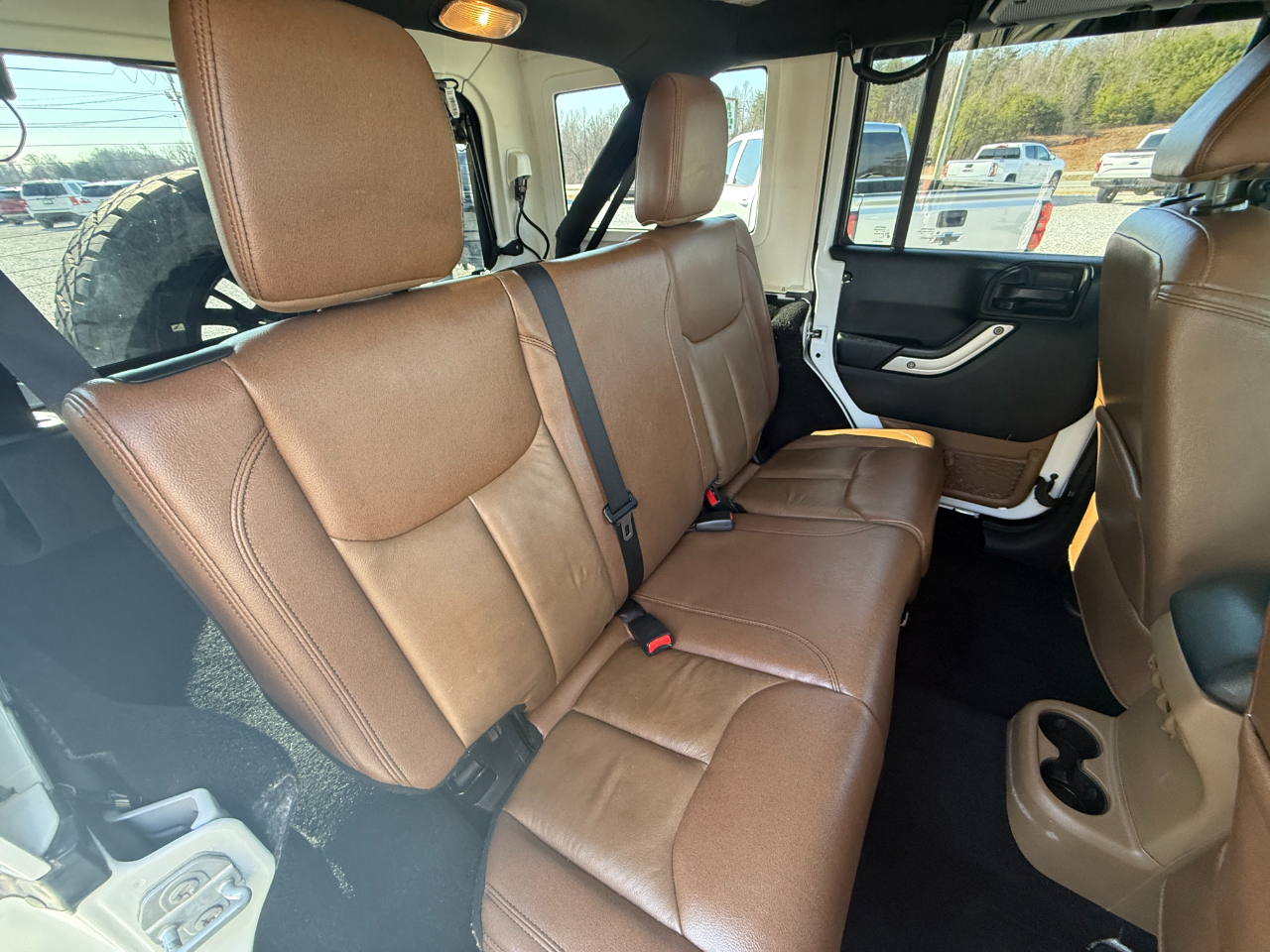 Jeep Wrangler Unlimited Sahara 4WD 2017