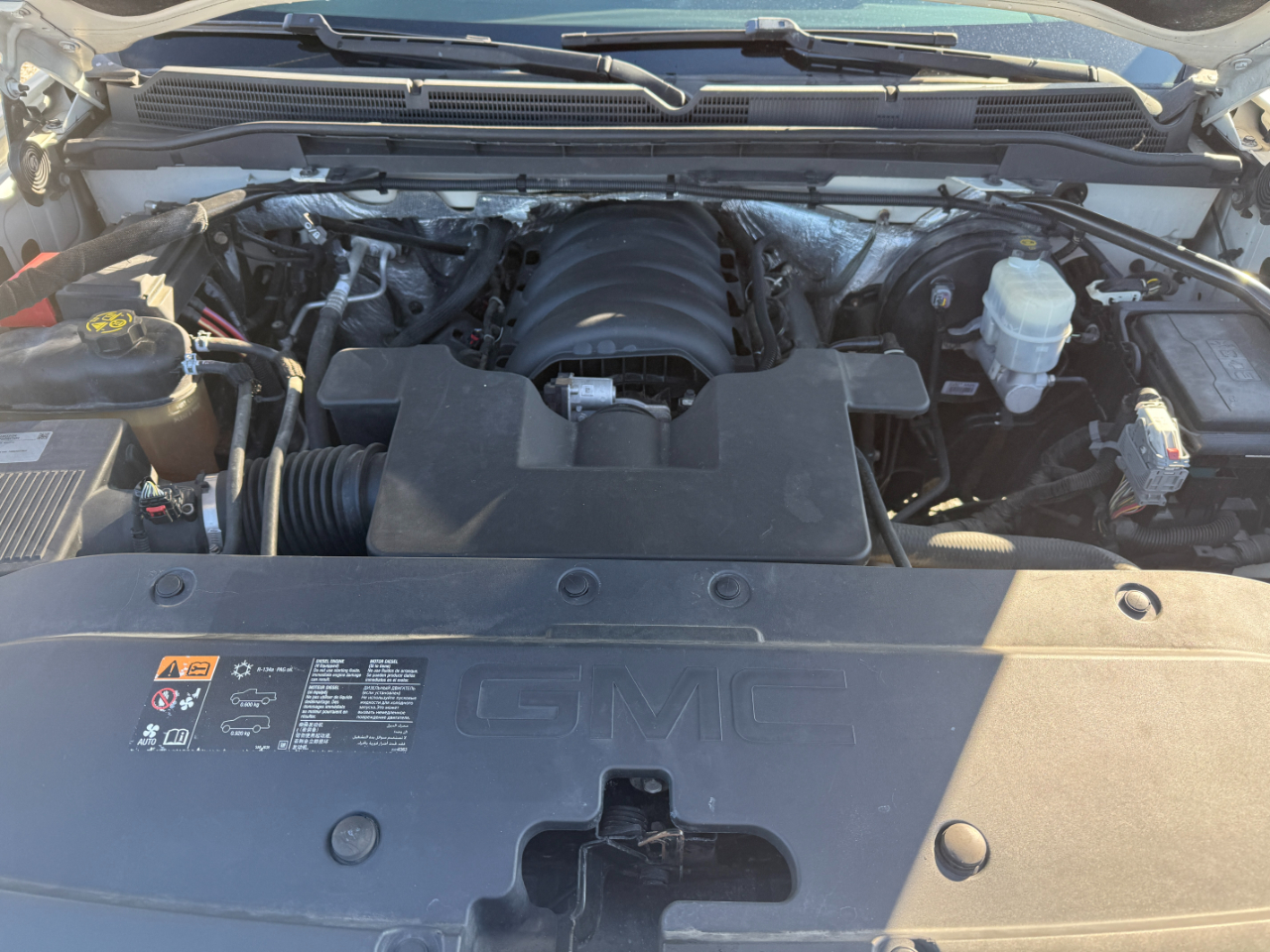 GMC Sierra 1500 SLT Crew Cab Short Box 4WD 2015