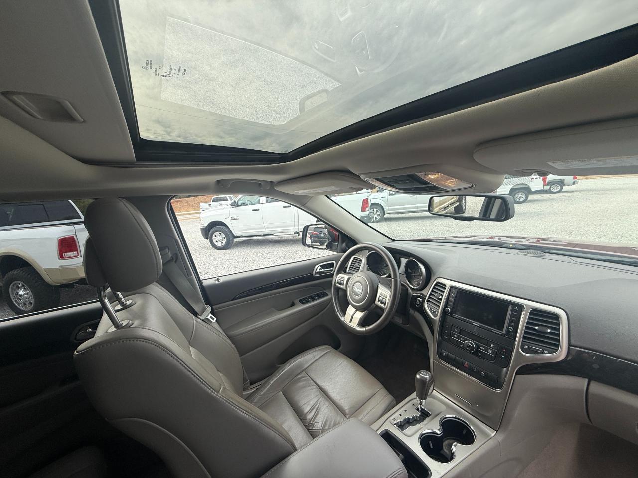 Jeep Grand Cherokee Laredo 4WD 2012