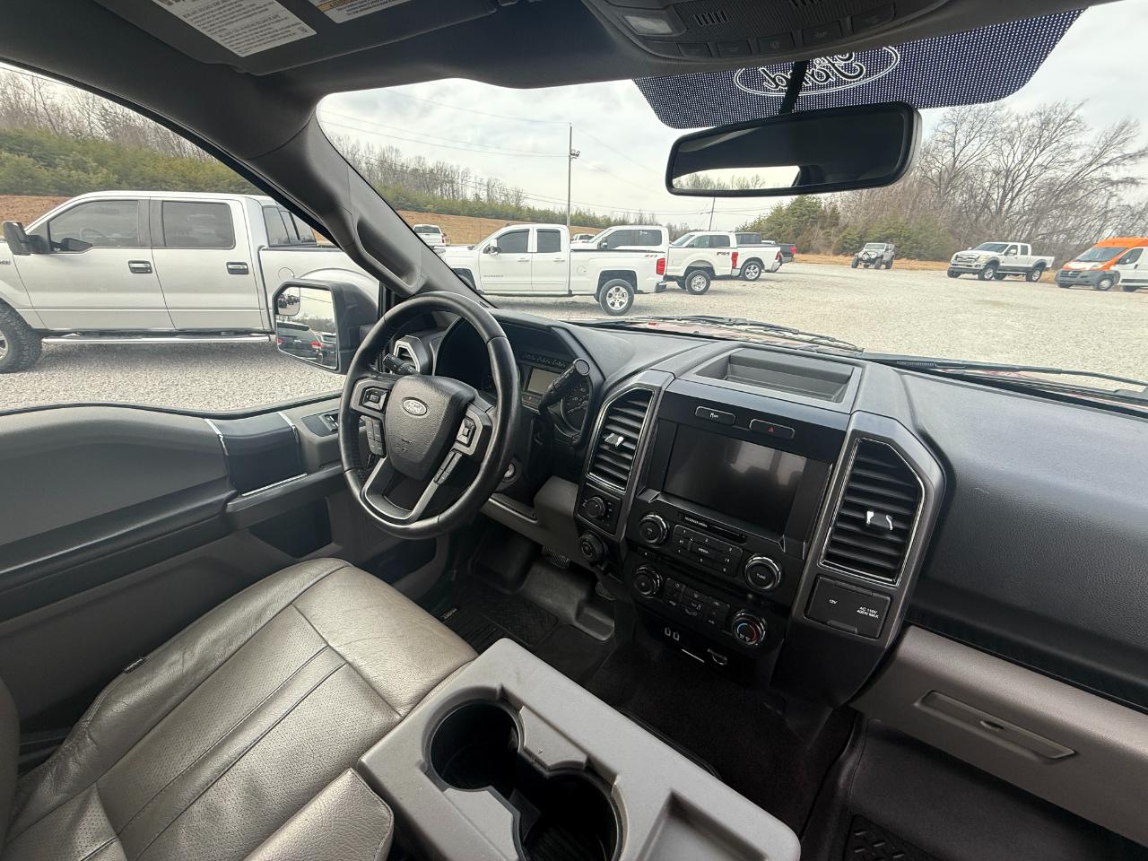 Ford F-150 XLT SuperCrew 4WD 2017